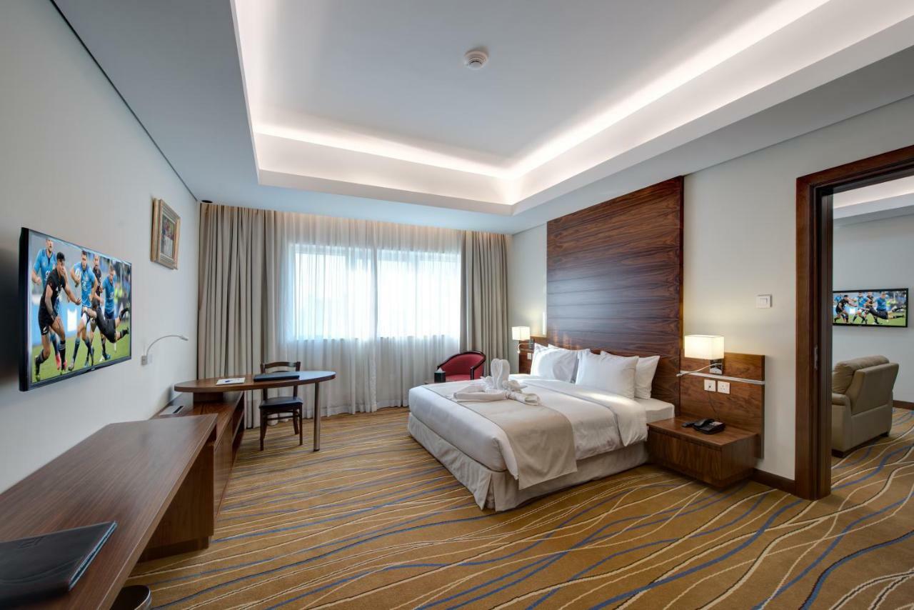 Center Hotel الشارقة المظهر الخارجي الصورة