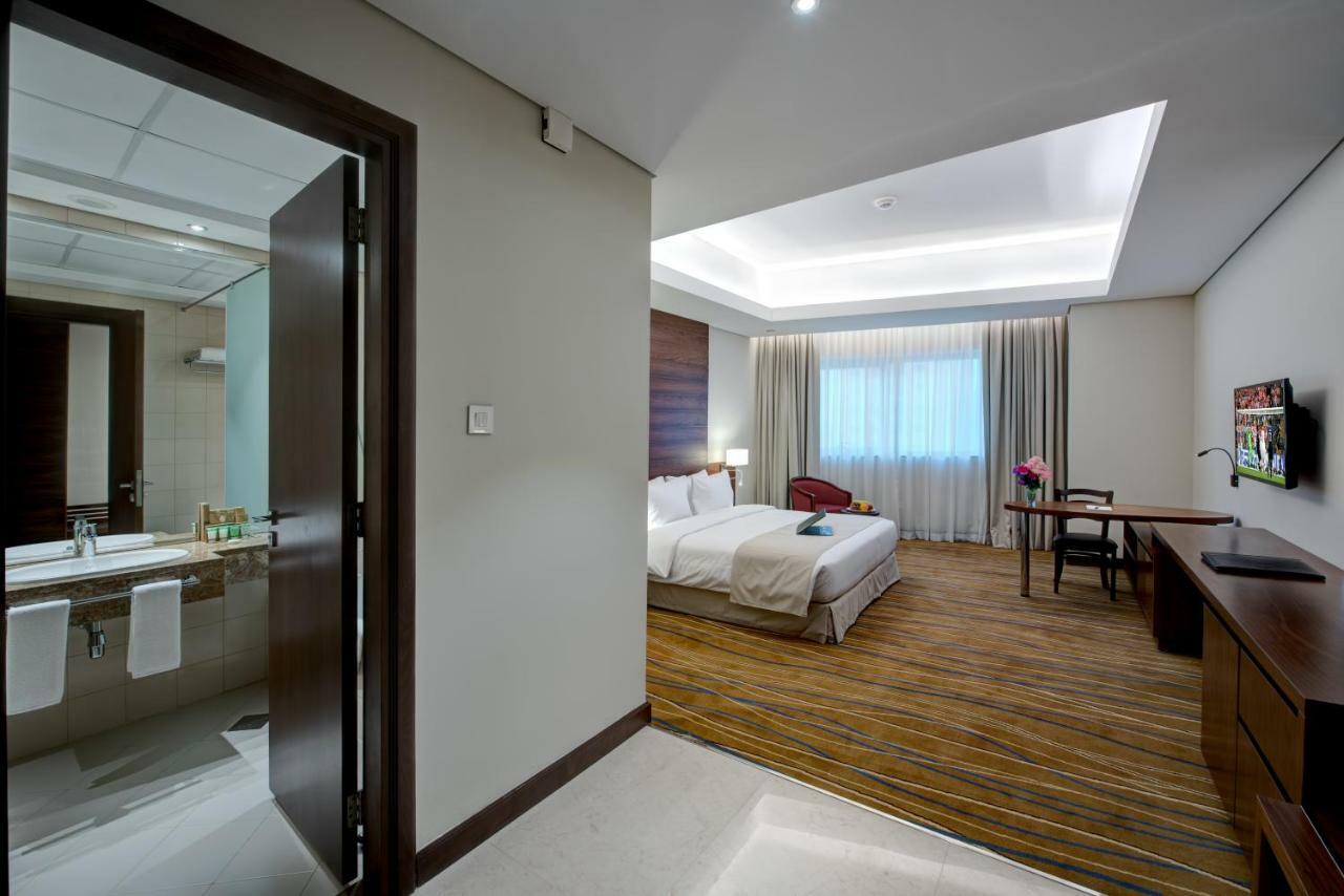 Center Hotel الشارقة المظهر الخارجي الصورة