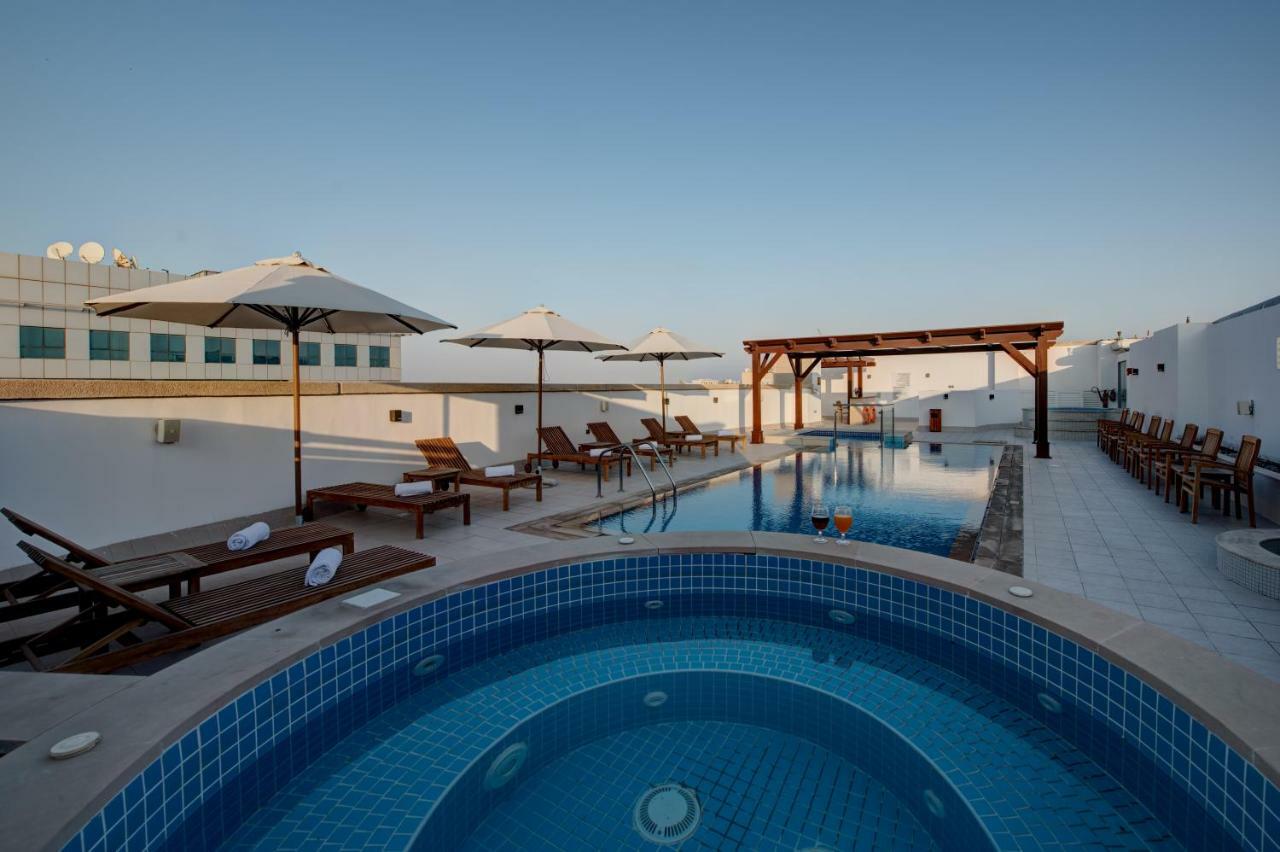 Center Hotel الشارقة المظهر الخارجي الصورة